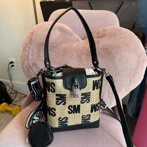 Steve Madden Summer Bucket Bag